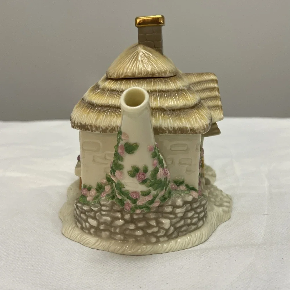 2002 Lenox The Irish Blessing Cottage Teapot Lid Cottagecore Shamrock Vtg